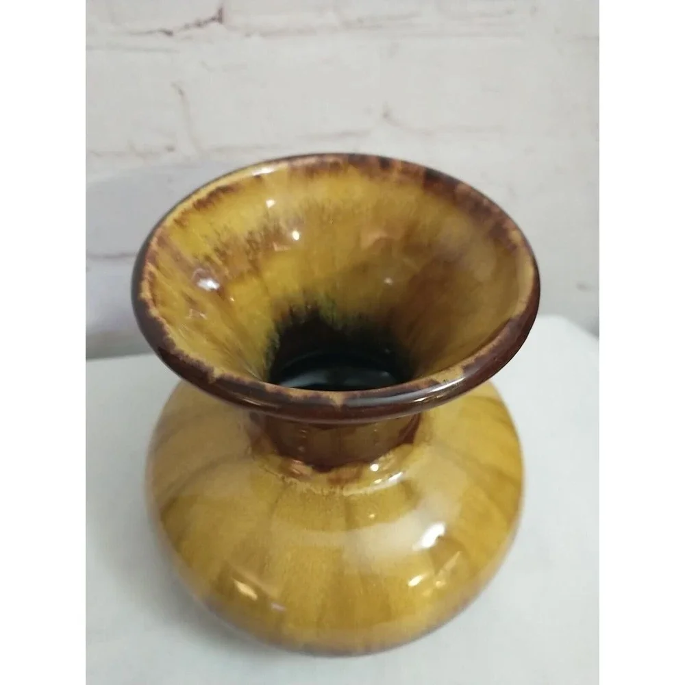 Vintage MCM Blue Mountain Pottery Vase Glossy Yellow & Brown Glaze 5" - Picture 6 of 8